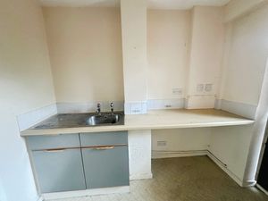 Utility Room- click for photo gallery